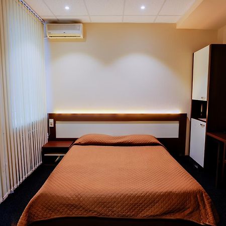 Comfort Hotel & Hostel Zaporizhia Luaran gambar